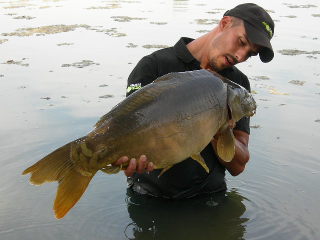 Lago Aurora (44).jpg