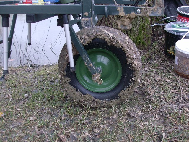 ruota carrello.JPG