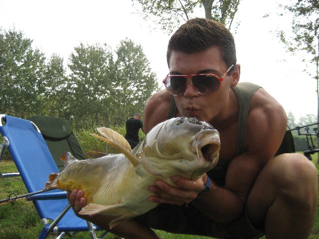 Oscasale 10-11 settembre 2011 - Carpfishing 005.jpg